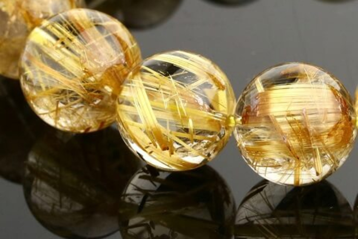 Màu sắc hợp mệnh thổ